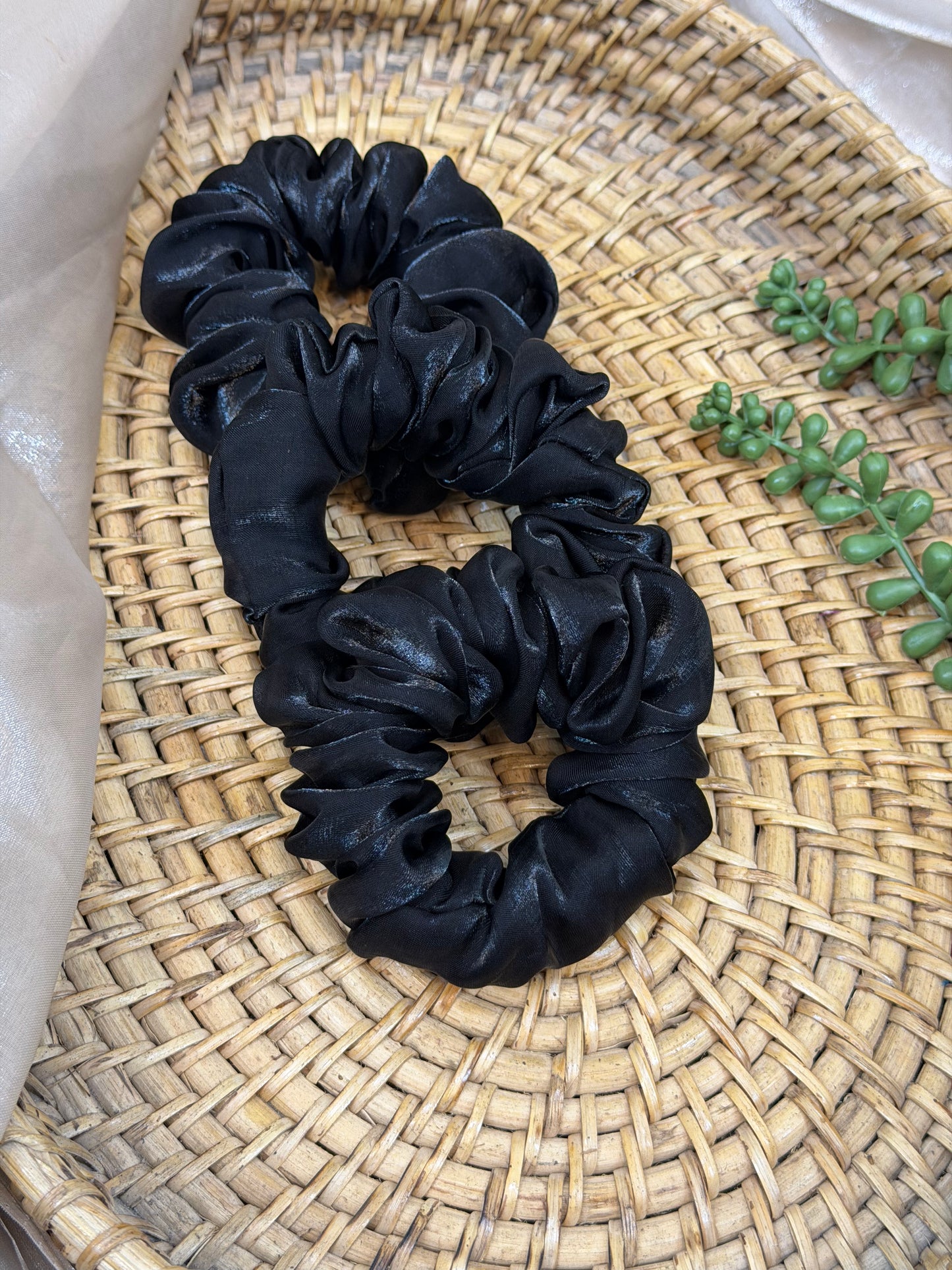 Shiny Black Classic